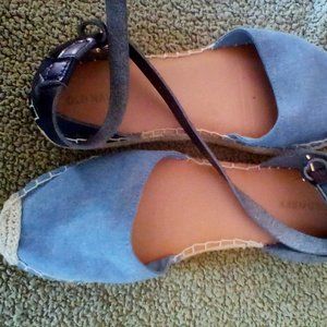 2 pair Old Navy ankle wrap flats